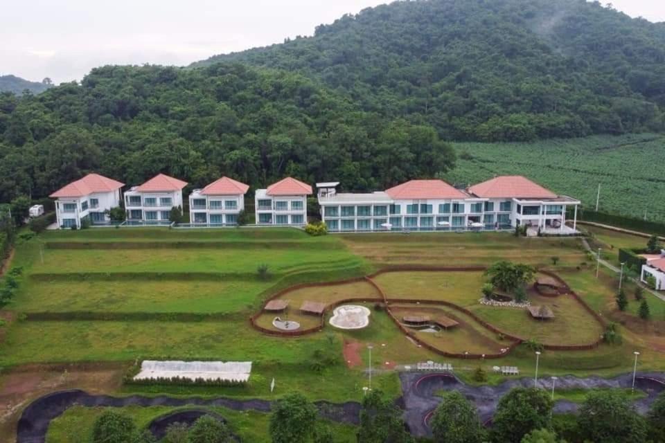 Viva Montane Hotel Ban Nong Chap Tao Ngoại thất bức ảnh